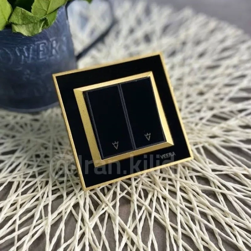 کلید دوپل ویرا مدل تمام گلس پرو کلاسیک مشکی طلایی