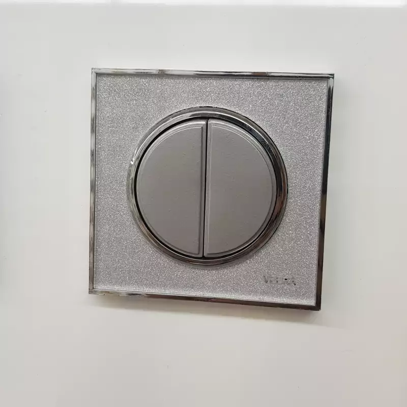 کلید دوپل ویرا مدل نقره ای اکلیلی کلاسیک