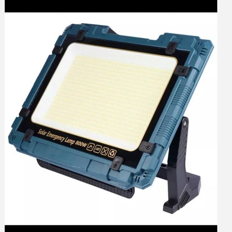 پروژکتور خورشیدی شارژی و پاوربانک 200 وات مدل W8121 پرنور، قابل حمل(پس کرایه)