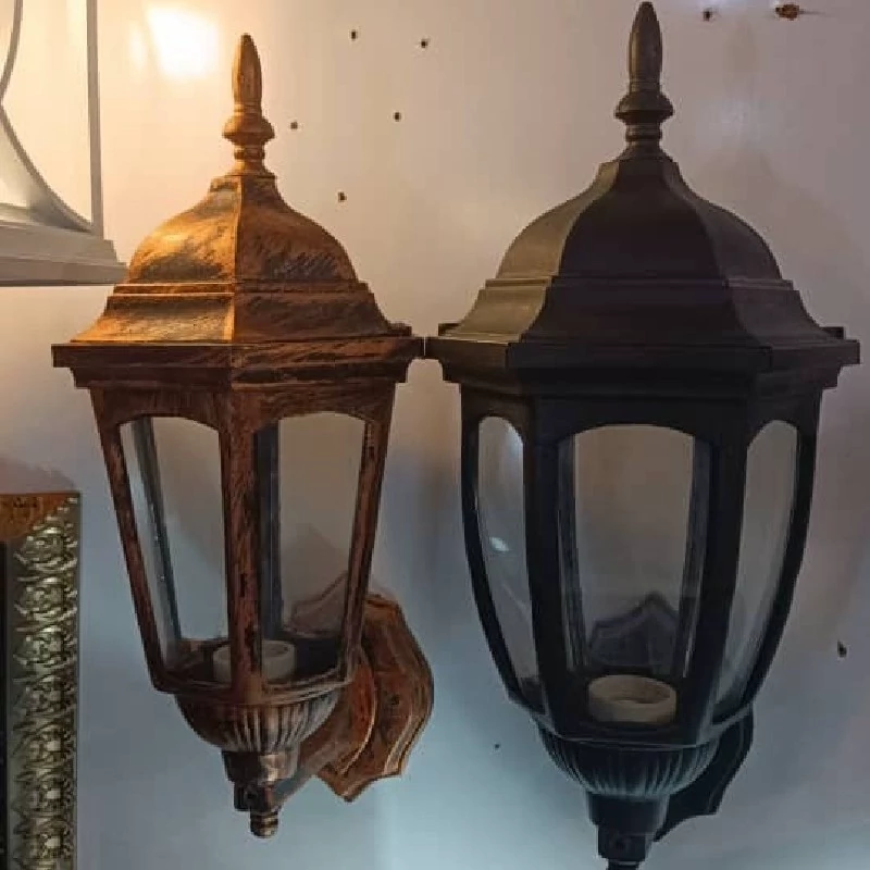 چراغ رومی دیواری بدنه پلاستیکی (فروشگاه لاله زار)